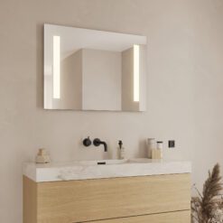 Loevschall Godhavn baderomsspeil med lys H 650 x B 900 mm