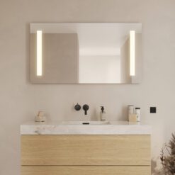 Loevschall Godhavn baderomsspeil med lys H 650 x B 1200 mm | Illuminor as