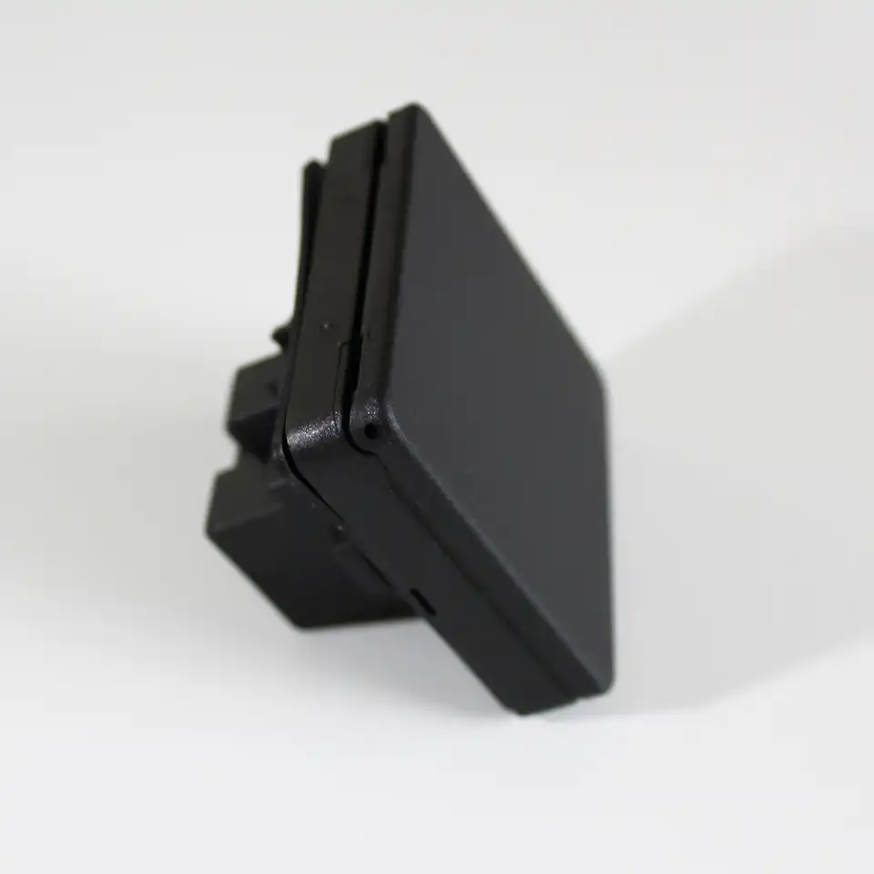 Sort stikk | Illuminor as