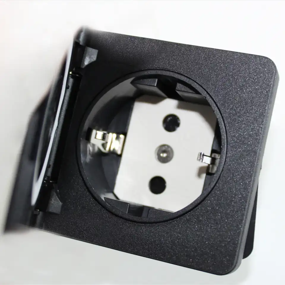 Sort stikk | Illuminor as