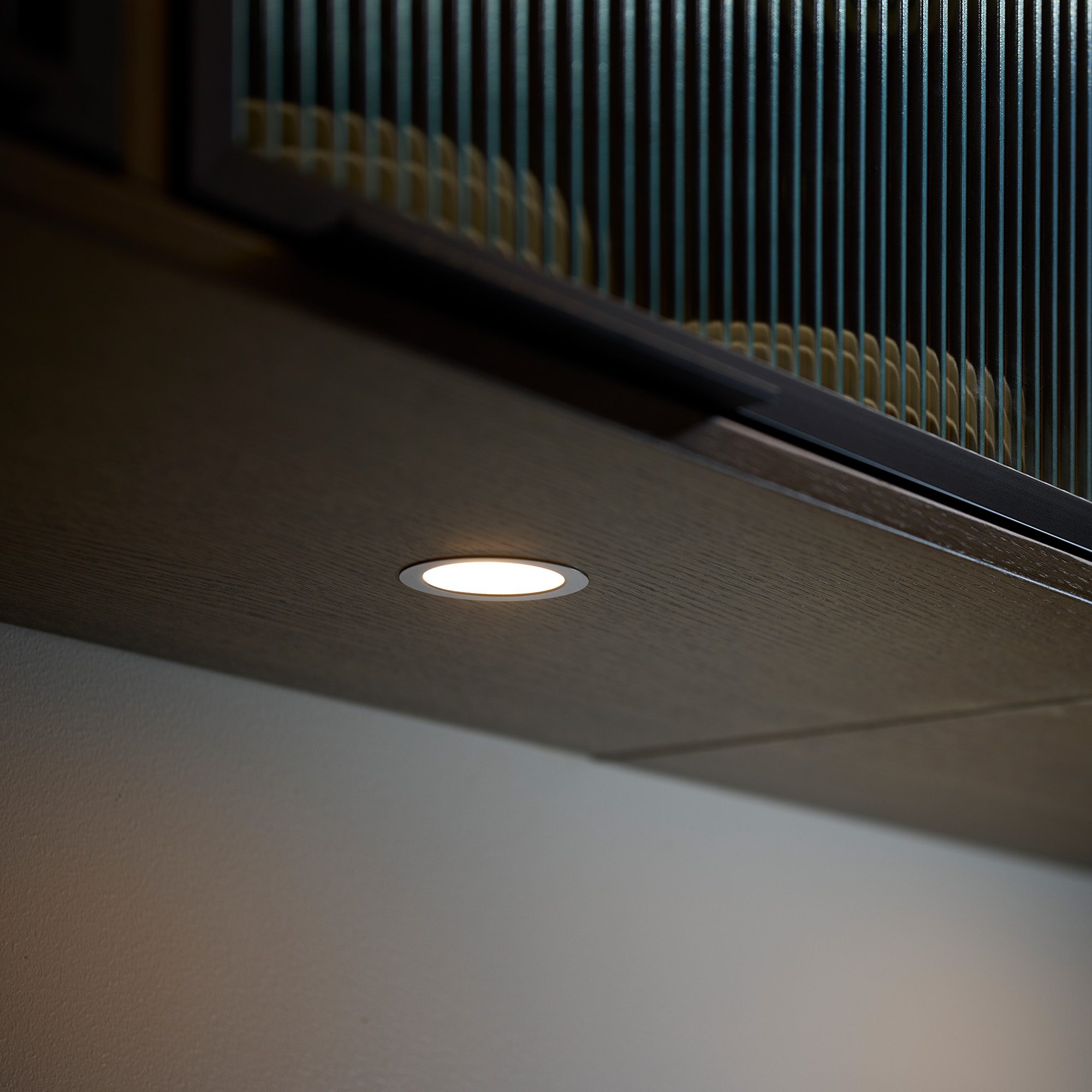 Pace Light MultiWhite® 12V Led Steel møbelspot | Illuminor as