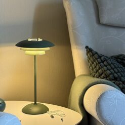 Epsilon Recharge bordlampe grønn usb