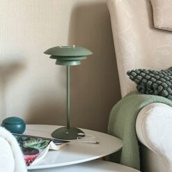 Epsilon Recharge bordlampe grønn usb
